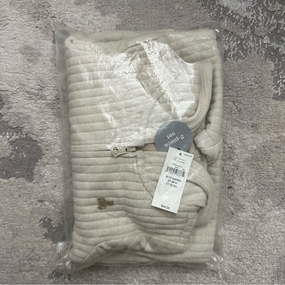 NEW SOLD OUT GAP Baby First Favorites Quilted Outfit Set NWT🧸 - Picture 3 of 3